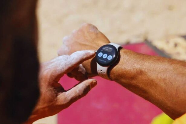 ساعة جوجل بكسل واتش 2 تستخدم الذكاء الاصطناعي لتحسين مراقبة ضربات القلب